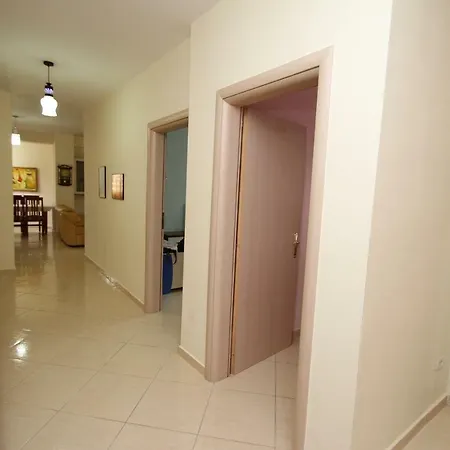 Apartament Lungomare Lägenhet Vlorë
